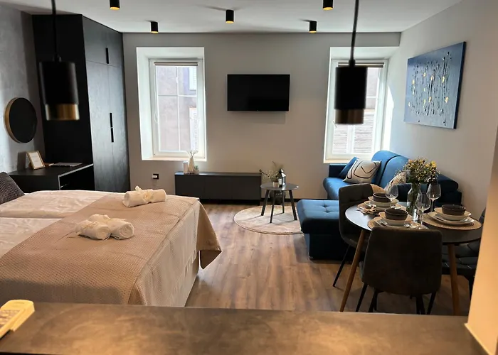 Apartment Versi Old Town